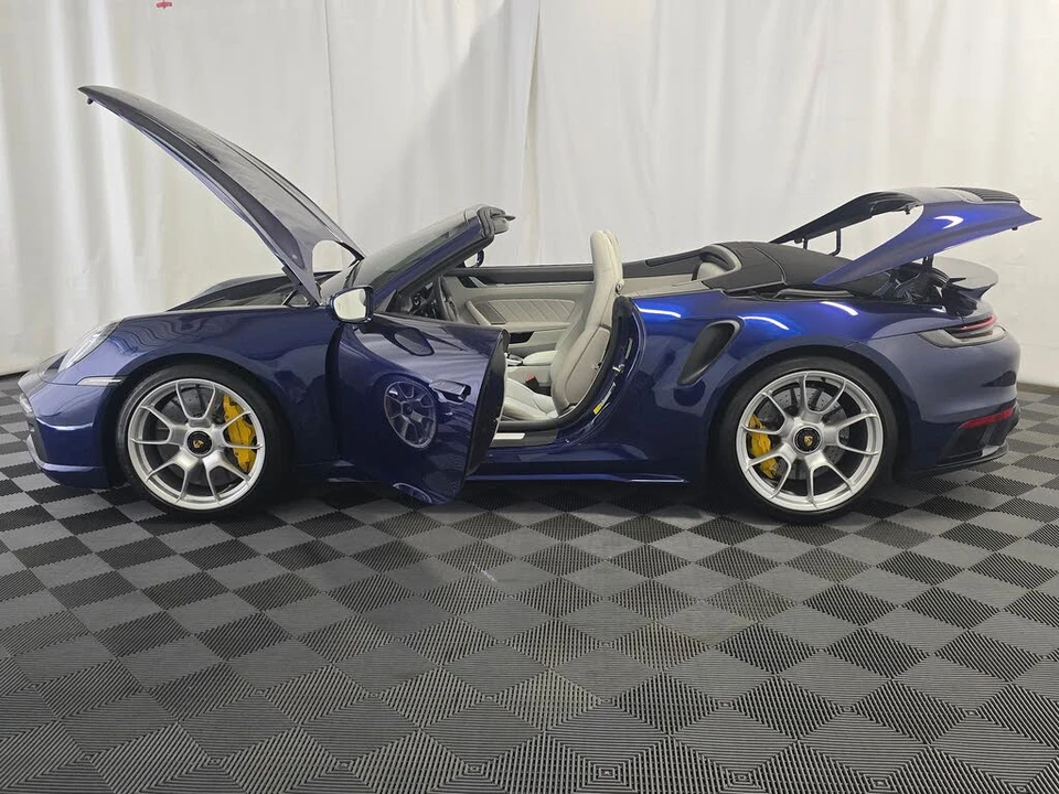 2025 Porsche 992 Turbo S - Image 13 of 31