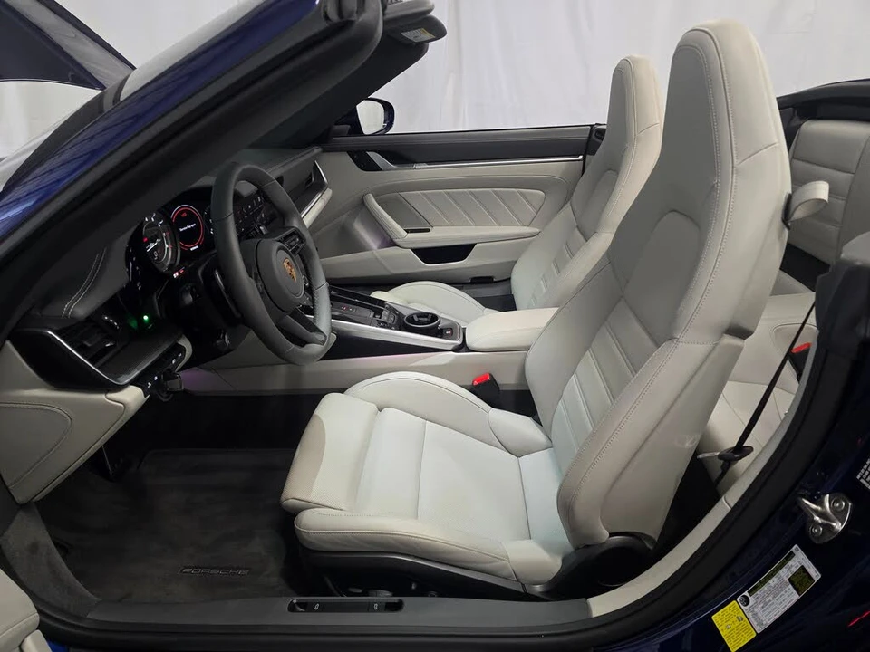 2025 Porsche 992 Turbo S - Image 14 of 31