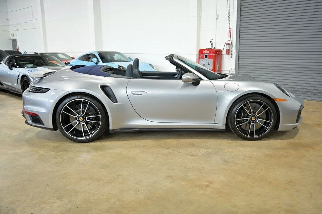 2025 Porsche 992 Turbo S - Image 17 of 31