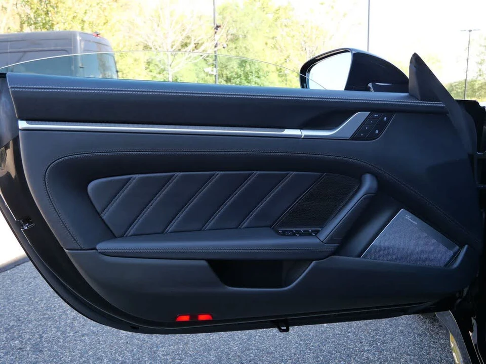 2025 Porsche 992 Turbo S - Image 9 of 31
