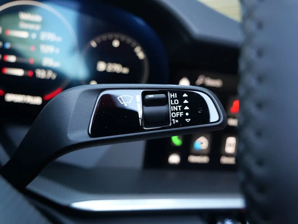 2025 Porsche 992 Turbo S - Image 27 of 31