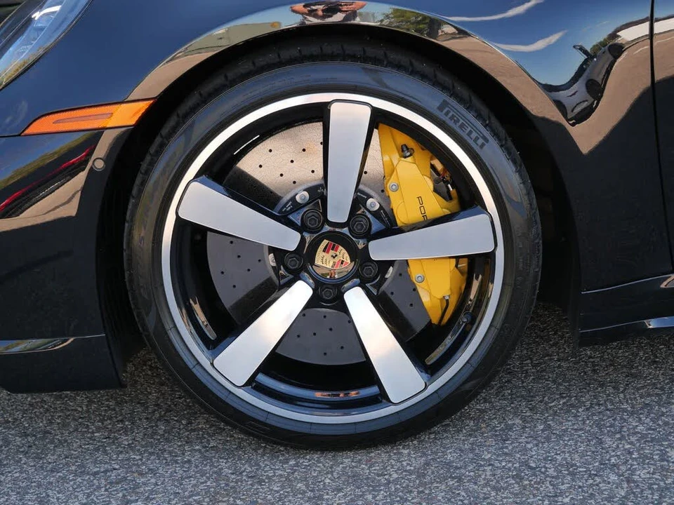 2025 Porsche 992 Turbo S - Image 7 of 31