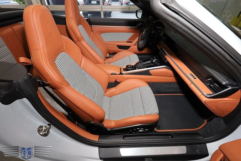 2025 Porsche 992 Turbo S - Image 20 of 31