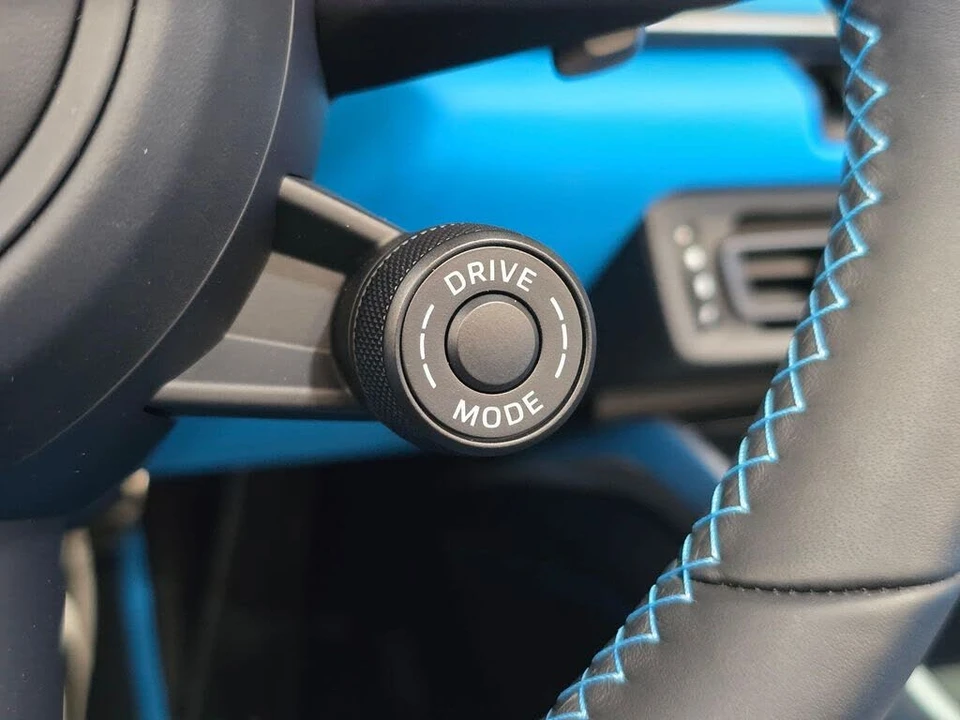 2025 Porsche 992 Turbo S - Image 22 of 31