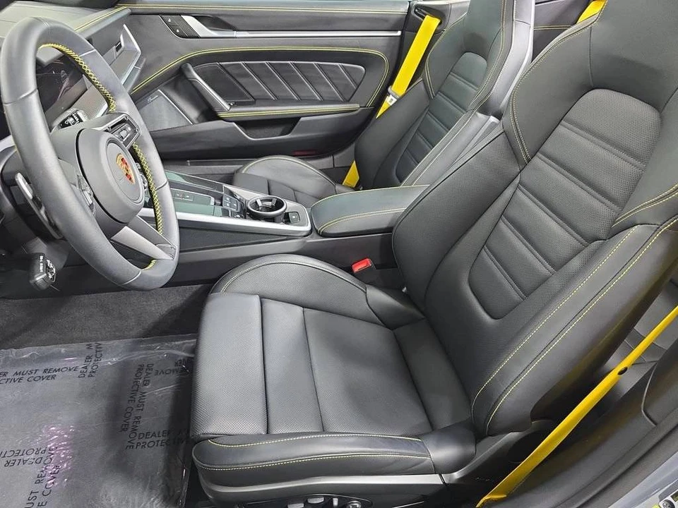 2025 Porsche 992 Turbo S - Image 5 of 5