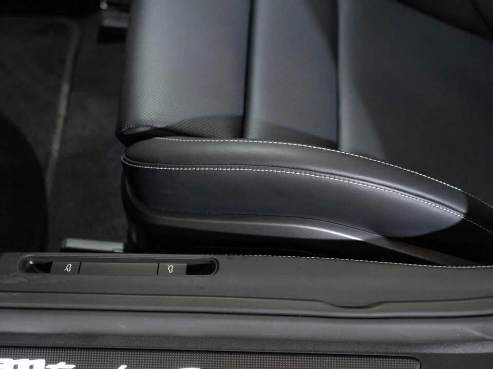 2025 Porsche 992 Turbo S - Image 13 of 27