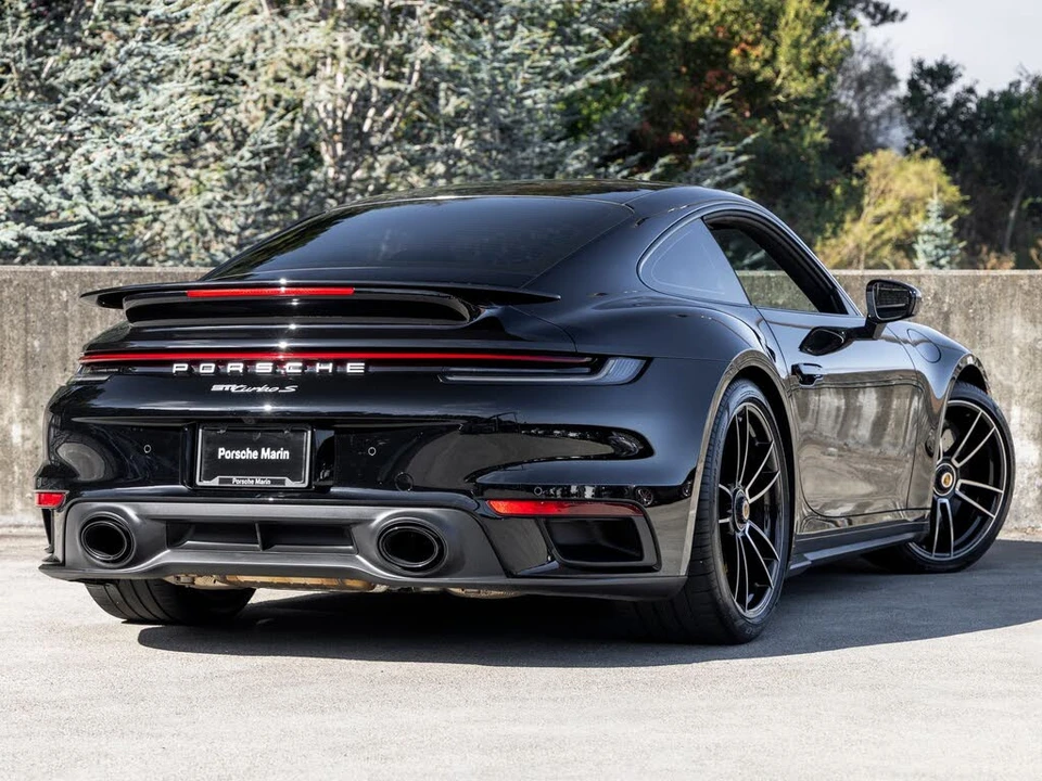 2025 Porsche 992 Turbo S - Image 11 of 31