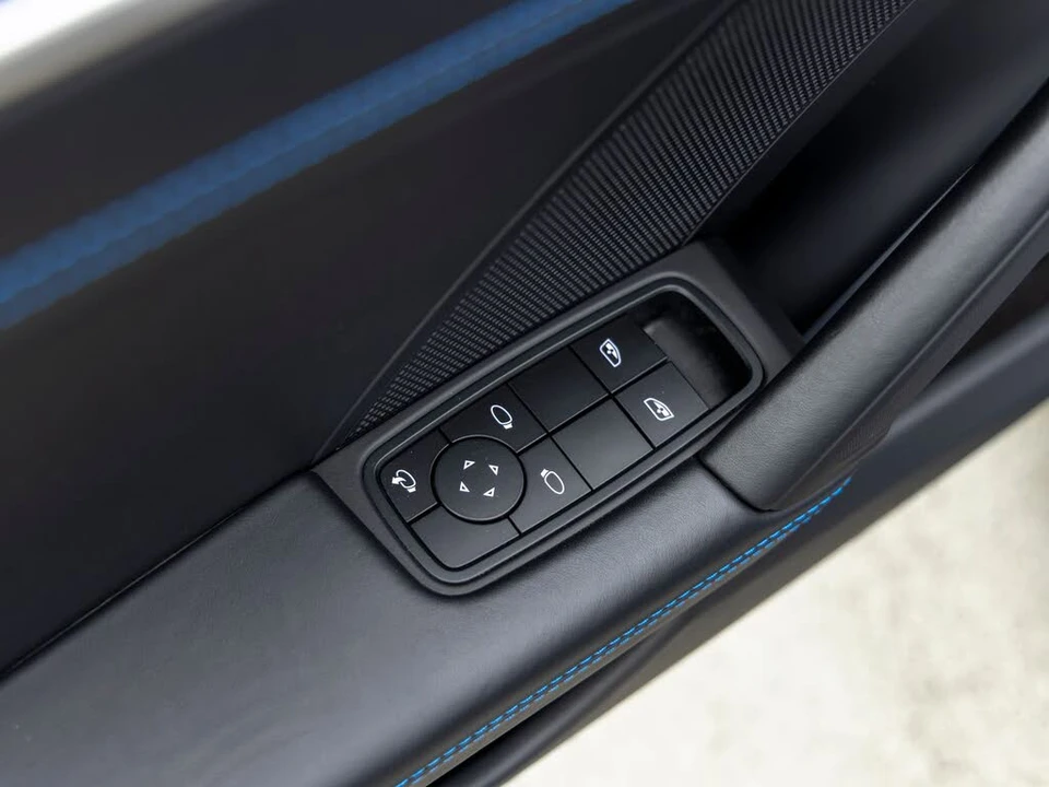 2025 Porsche 992 Turbo S - Image 26 of 31