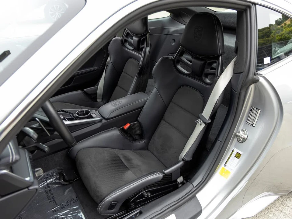 2025 Porsche 992 Turbo S - Image 5 of 31