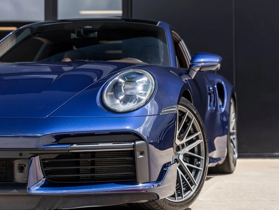 2025 Porsche 992 Turbo S - Image 17 of 31