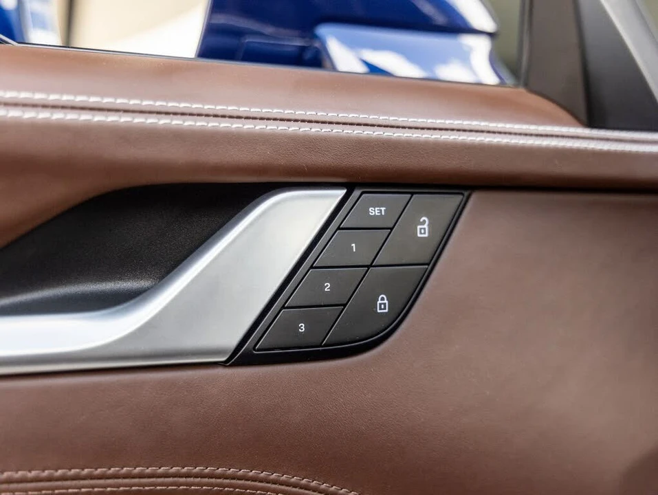 2025 Porsche 992 Turbo S - Image 23 of 31