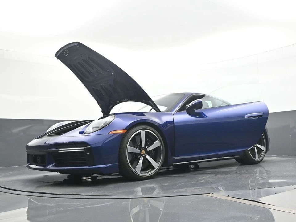 2025 Porsche 992 Turbo S - Image 28 of 31