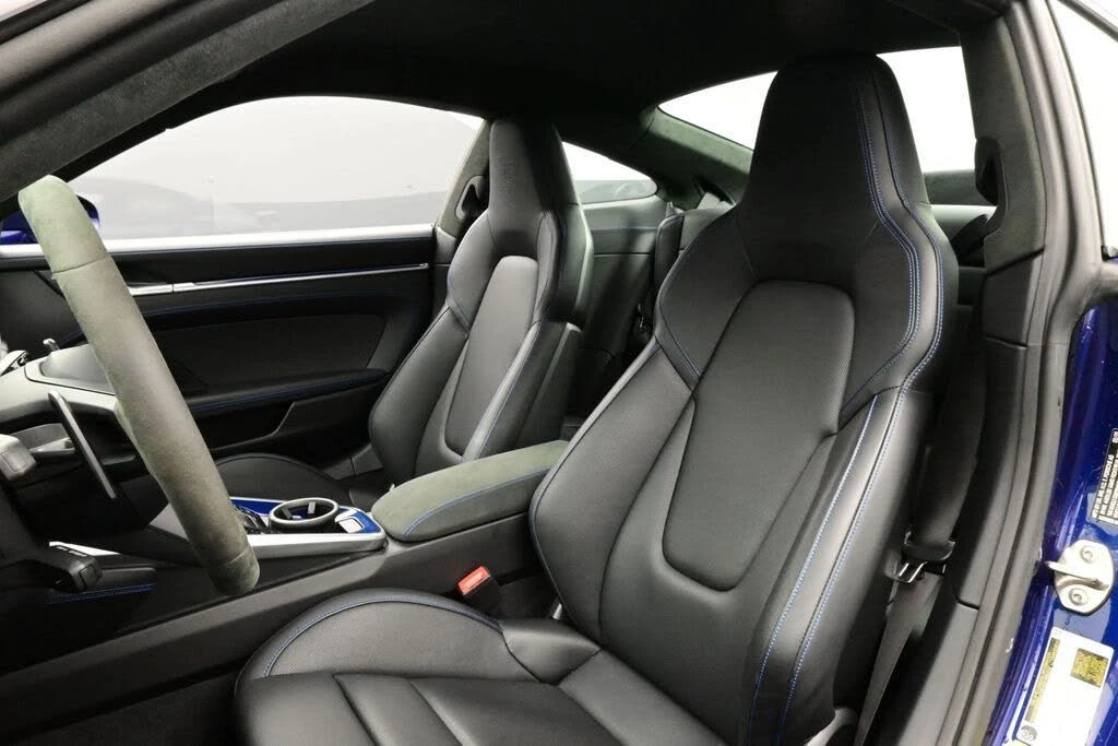 2025 Porsche 992 Turbo S - Image 5 of 31