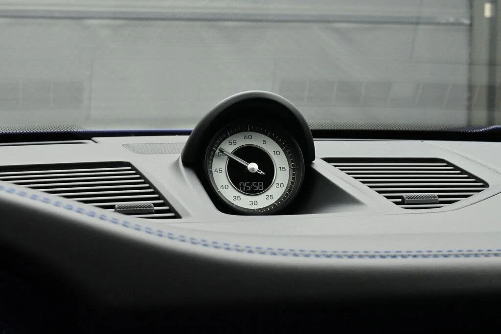 2025 Porsche 992 Turbo S - Image 13 of 31