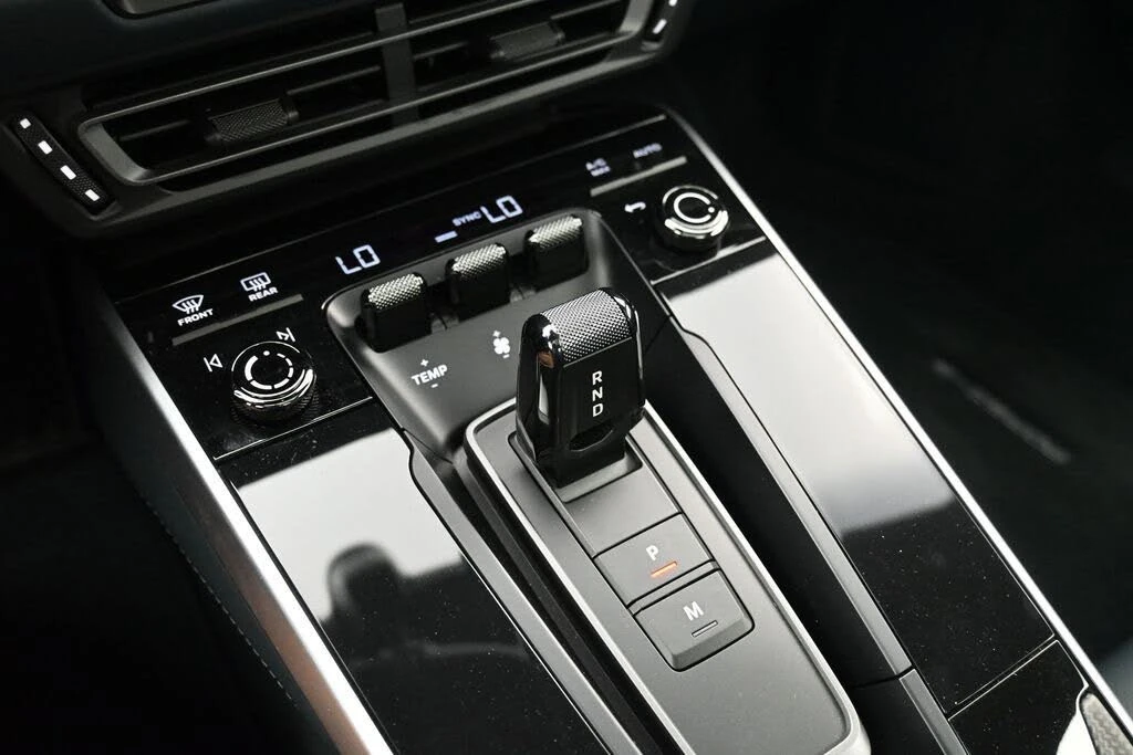 2025 Porsche 992 Turbo S - Image 11 of 31