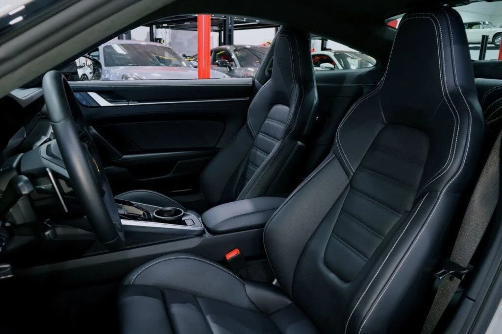 2025 Porsche 992 Turbo S - Image 28 of 31