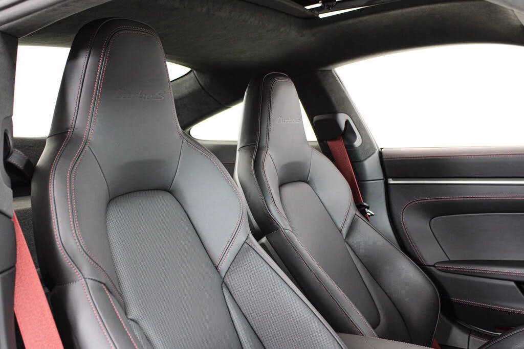 2025 Porsche 992 Turbo S - Image 24 of 31