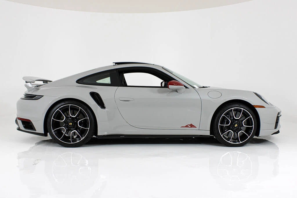 2025 Porsche 992 Turbo S - Image 8 of 31