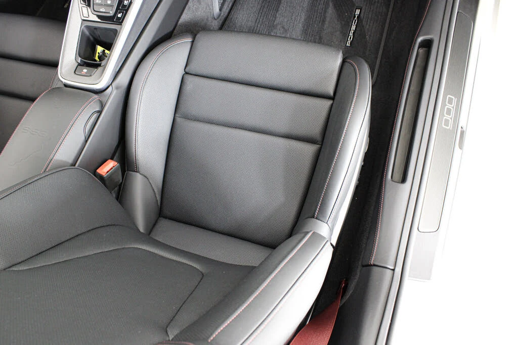 2025 Porsche 992 Turbo S - Image 22 of 31