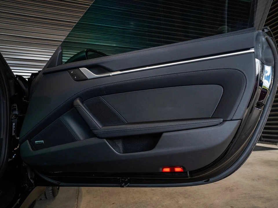 2025 Porsche 992 Turbo S - Image 25 of 27