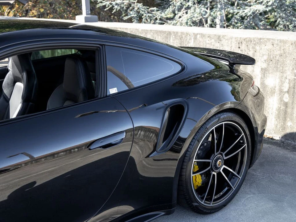2025 Porsche 992 Turbo S - Image 18 of 31