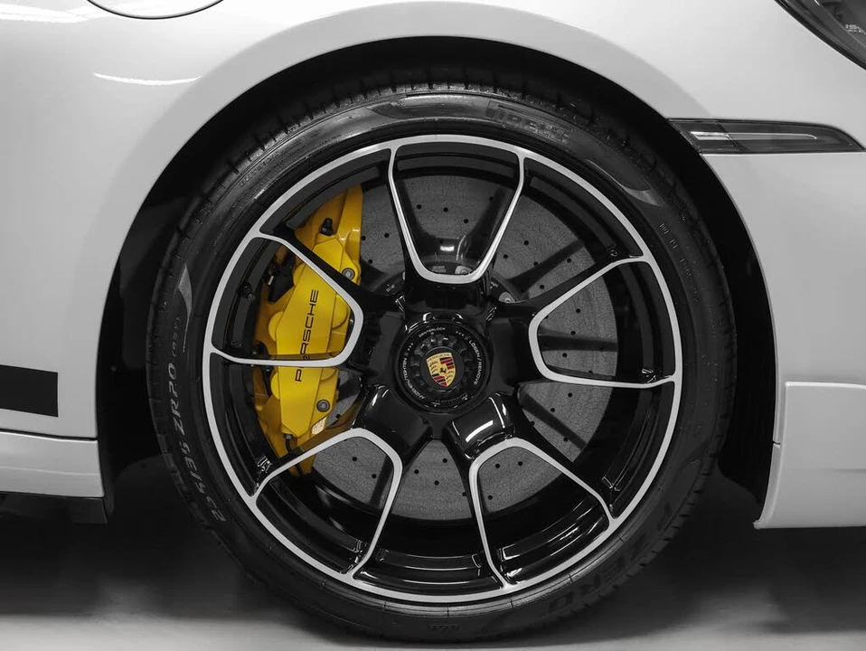 2025 Porsche 992 Turbo S - Image 21 of 31