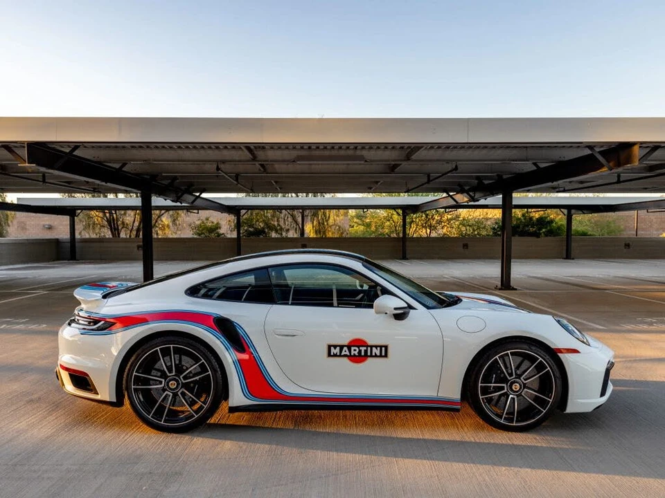 2025 Porsche 992 Turbo S - Image 29 of 31