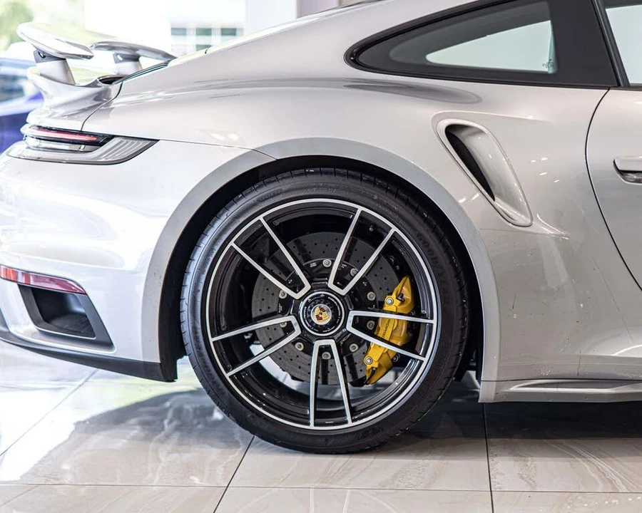 2025 Porsche 992 Turbo S - Image 12 of 31