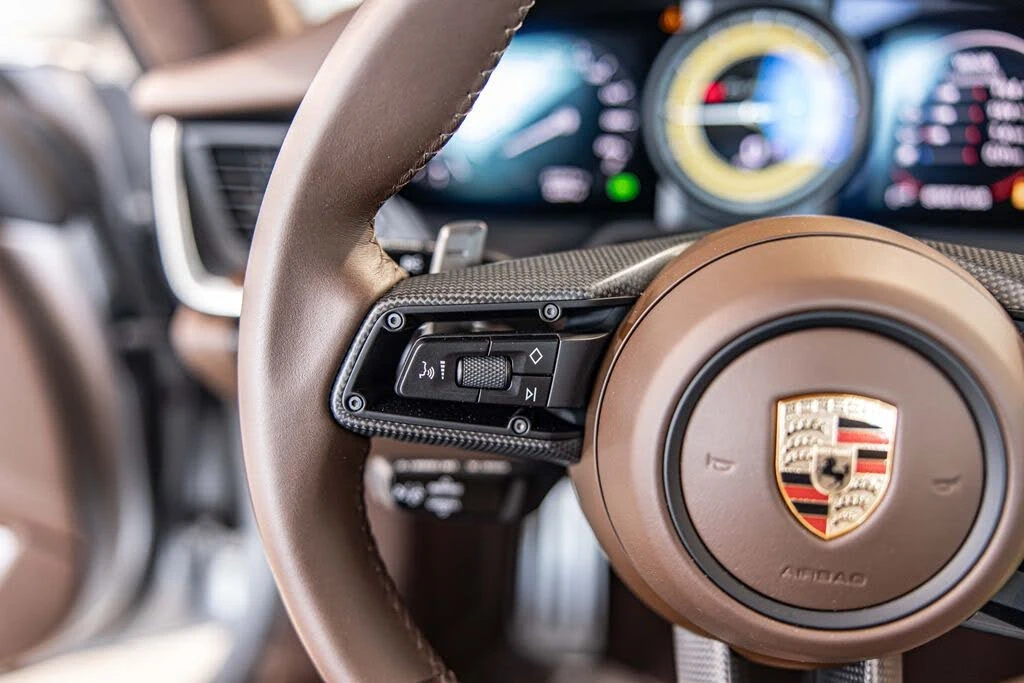 2025 Porsche 992 Turbo S - Image 24 of 31