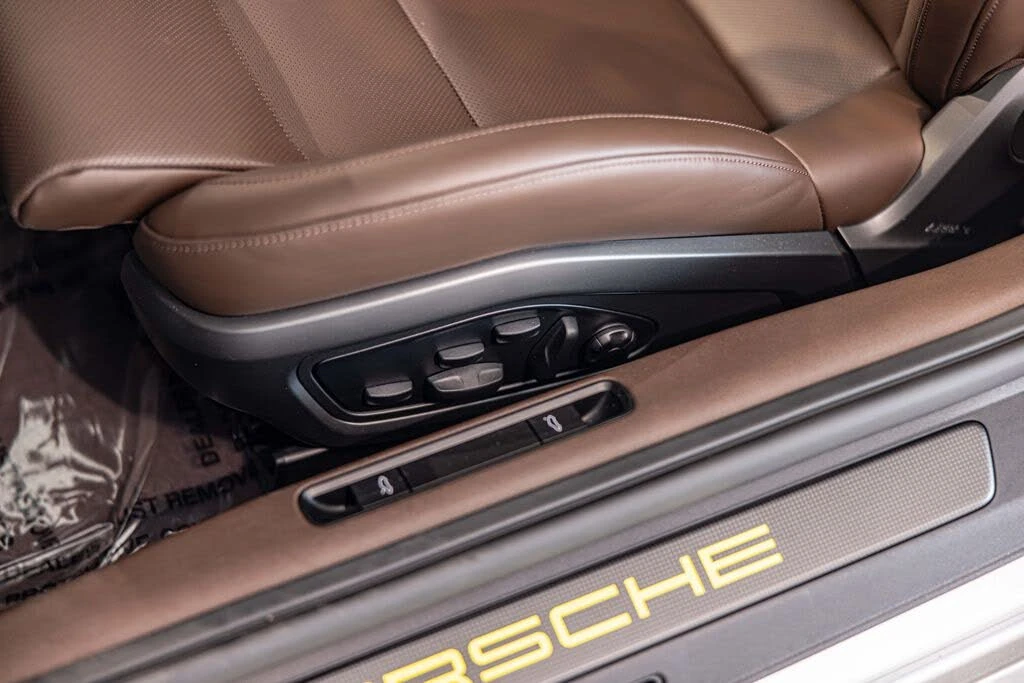 2025 Porsche 992 Turbo S - Image 17 of 31