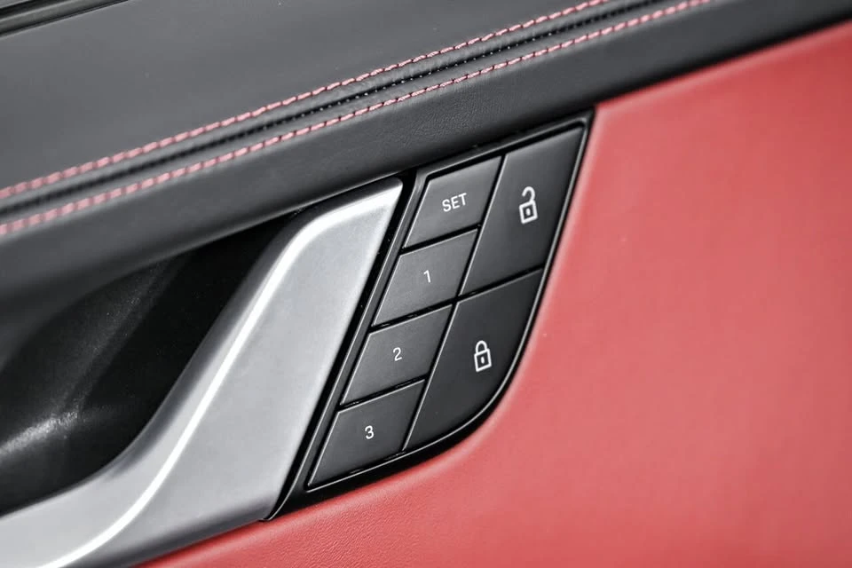 2025 Porsche 992 Turbo S - Image 12 of 20