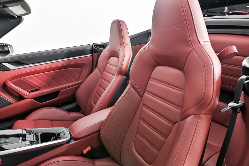 2025 Porsche 992 Turbo S - Image 16 of 20