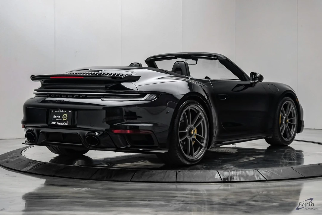 2025 Porsche 992 Turbo S - Image 21 of 31