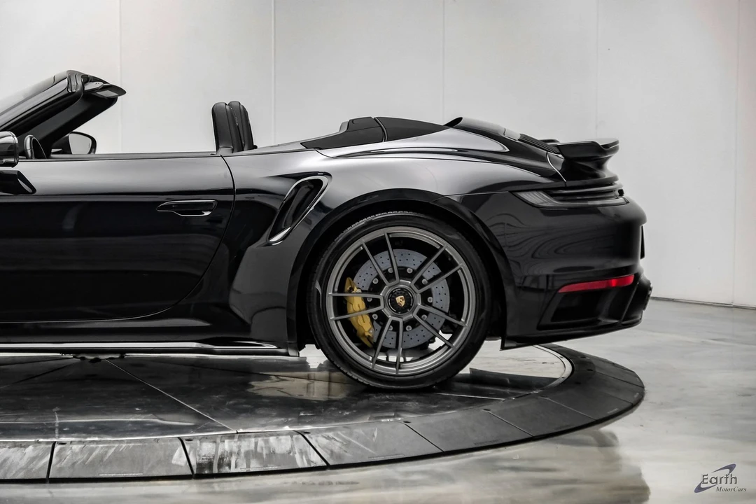 2025 Porsche 992 Turbo S - Image 11 of 31