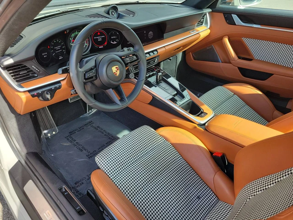 2025 Porsche 992 Turbo S - Image 4 of 4