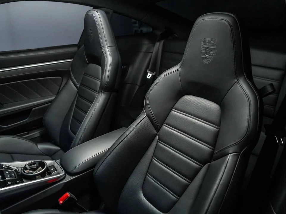 2025 Porsche 992 Turbo S - Image 5 of 5
