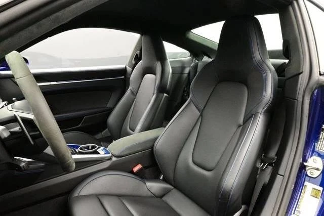 2025 Porsche 992 Turbo S - Image 5 of 5