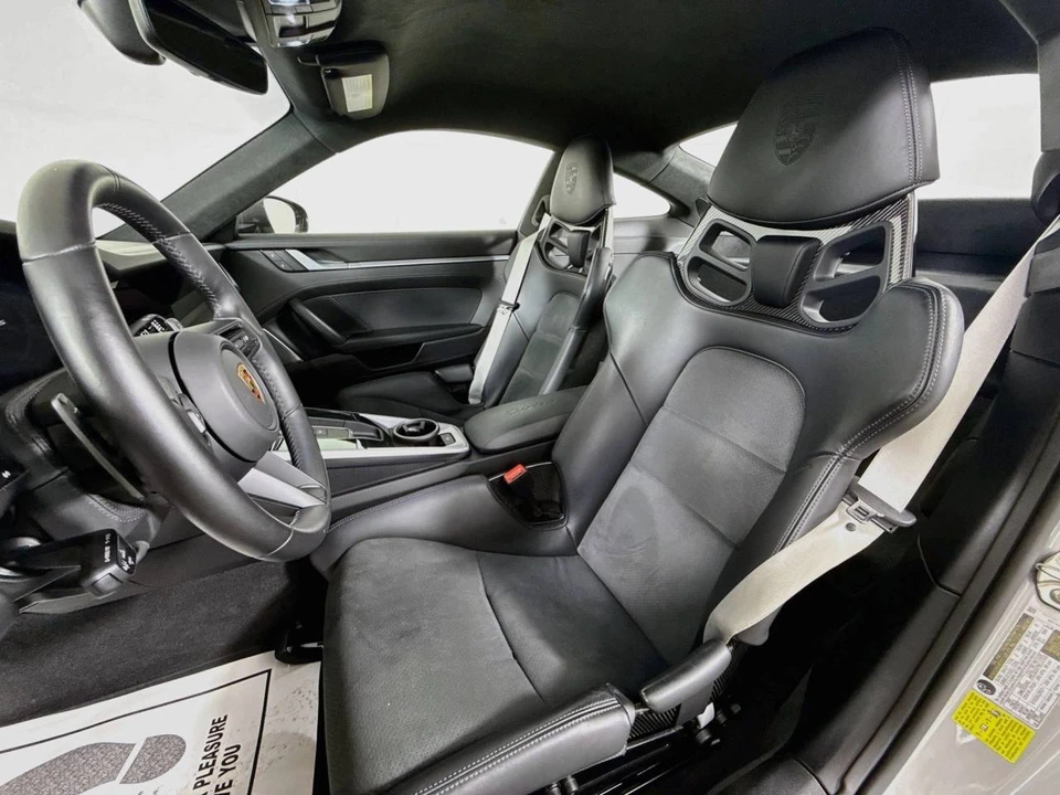 2025 Porsche 992 Turbo S - Image 5 of 5