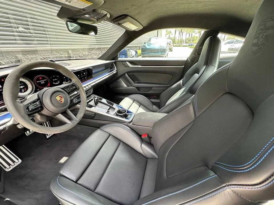 2025 Porsche 992 Turbo S - Image 4 of 5