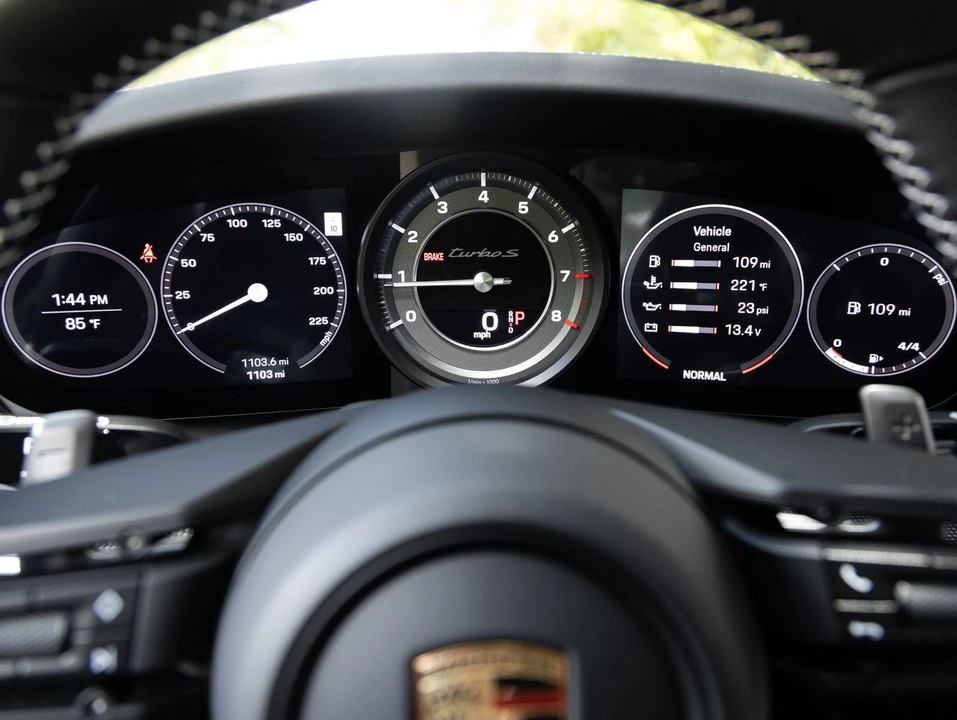 2025 Porsche 992 Turbo S - Image 16 of 31