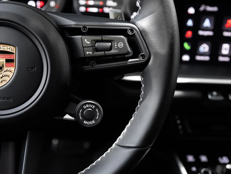 2025 Porsche 992 Turbo S - Image 18 of 31