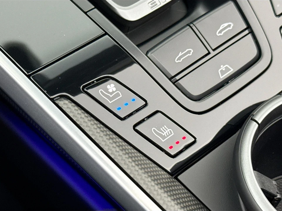 2025 Porsche 992 Turbo S - Image 22 of 31