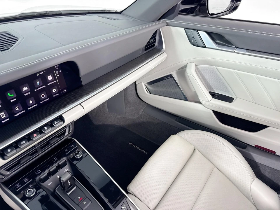 2025 Porsche 992 Turbo S - Image 25 of 31