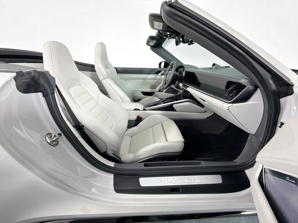 2025 Porsche 992 Turbo S - Image 28 of 31