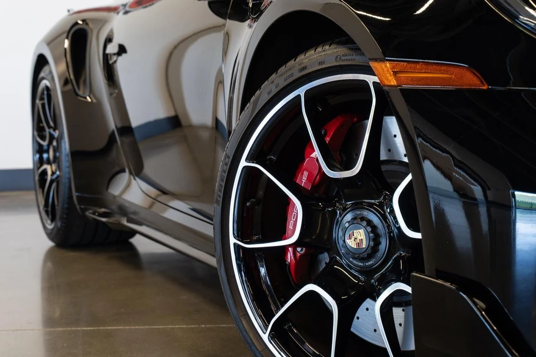 2025 Porsche 992 Turbo - Image 4 of 21