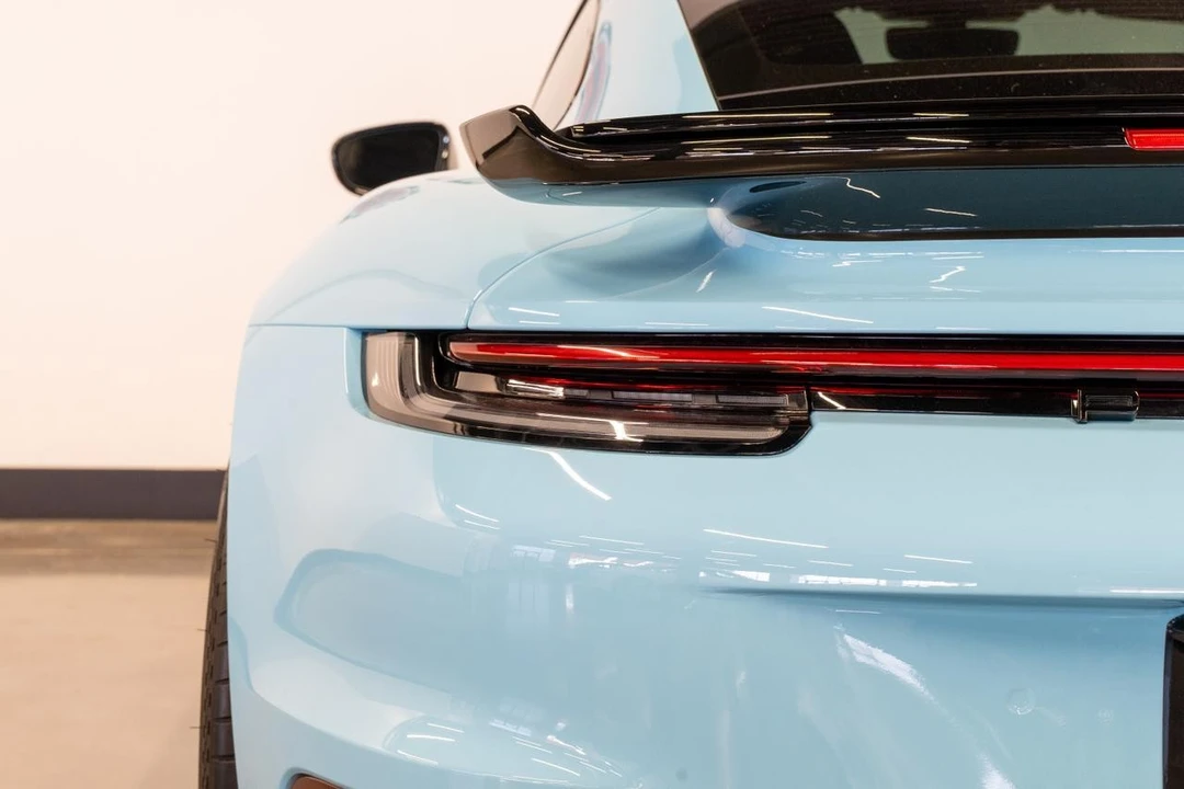 2025 Porsche 992 Turbo - Image 15 of 21
