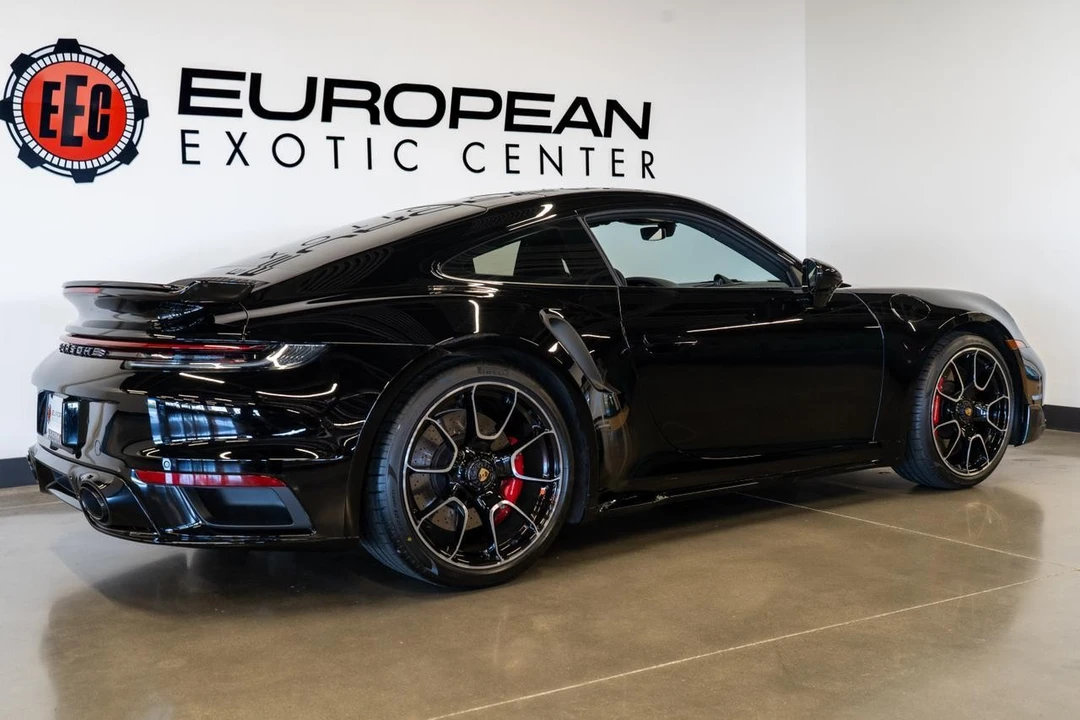 2025 Porsche 992 Turbo - Image 8 of 21