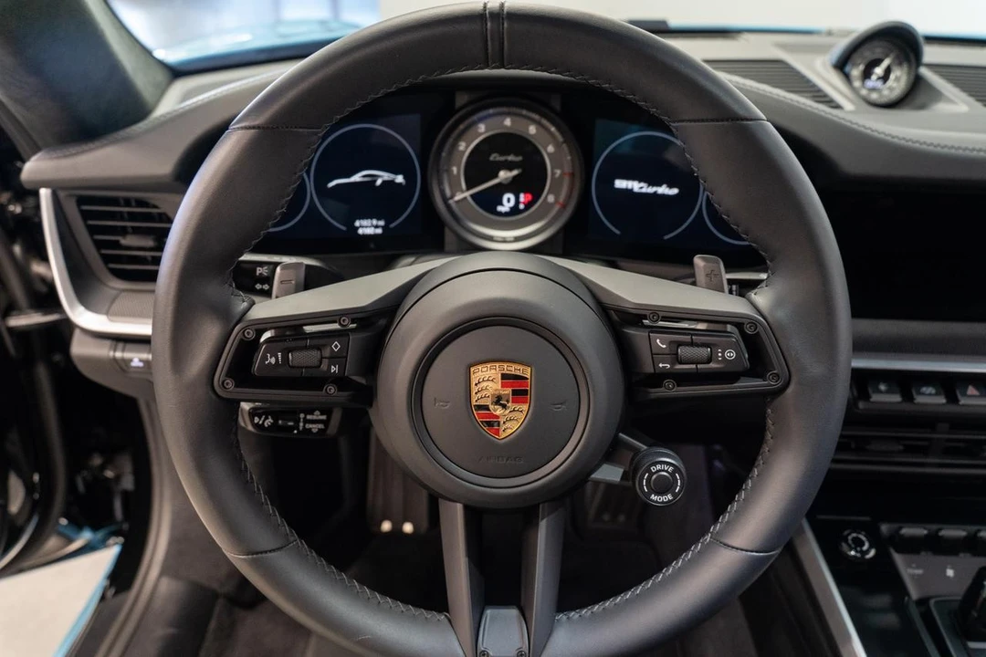 2025 Porsche 992 Turbo - Image 6 of 21