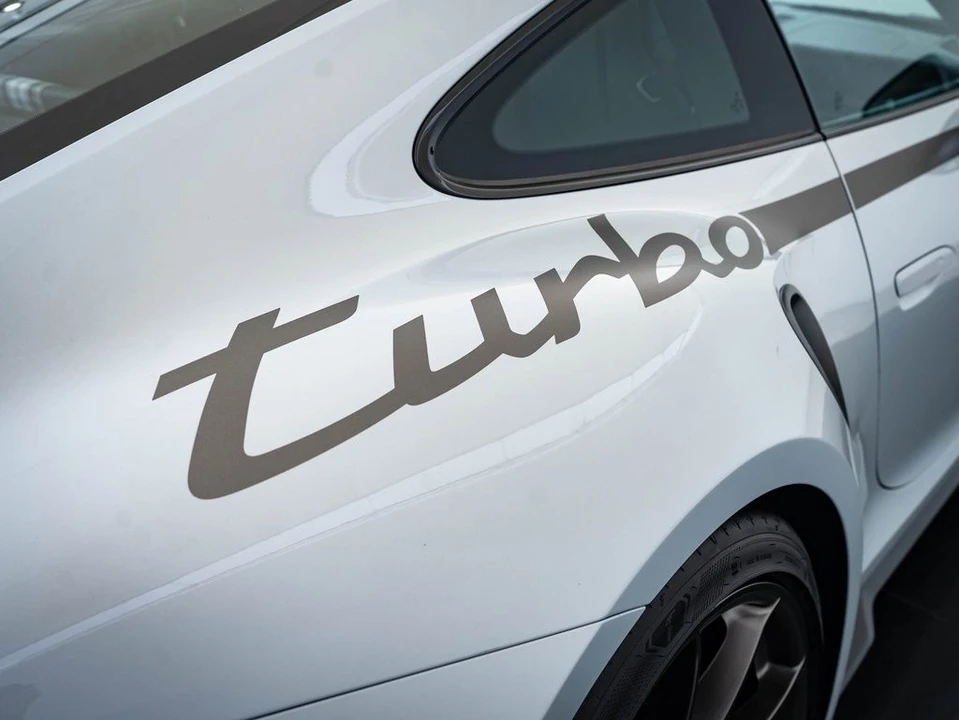 2025 Porsche 992 Turbo - Image 20 of 21