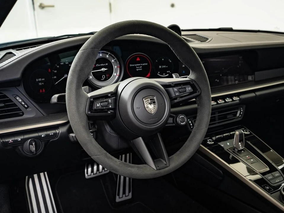 2025 Porsche 992 Turbo - Image 4 of 21